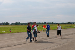 9P1044757