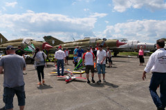 9P1055081